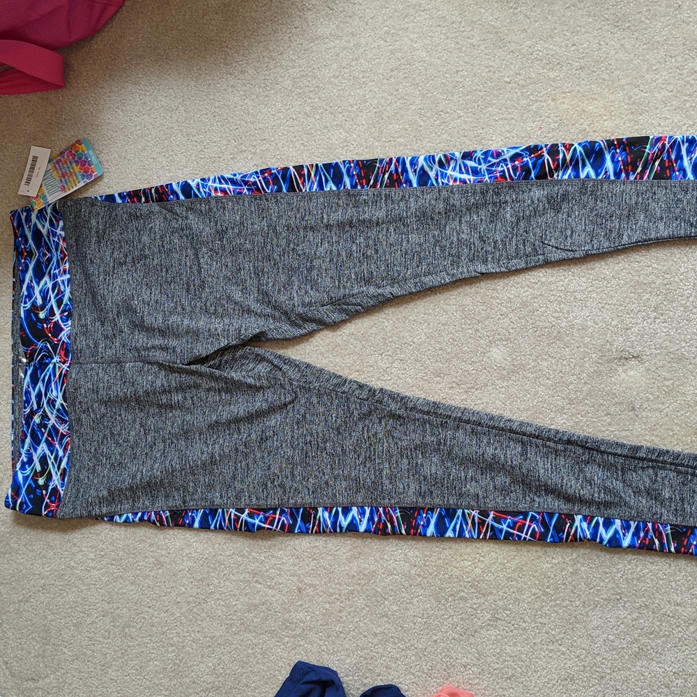 LuLaRoe Jordan Exercise Pants NEW
